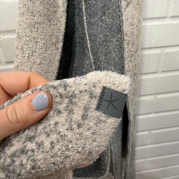 Barefoot Dreams NWT Cozy Chic Lite Confetti Scarf Smokey Green Gray Reversible - Picture 13 of 15